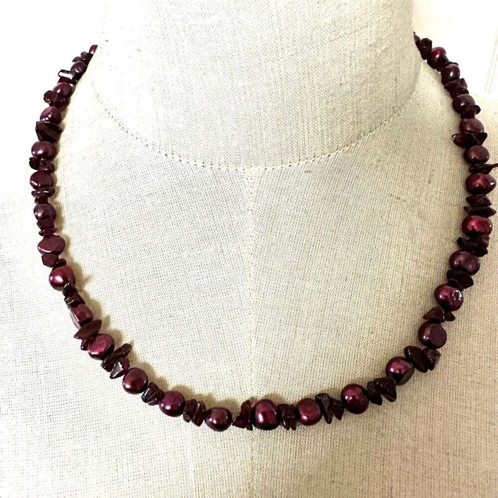 Garnet dyed pearl necklace